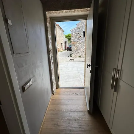 Mani Stone Apartment