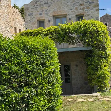 דירה Mani Stone