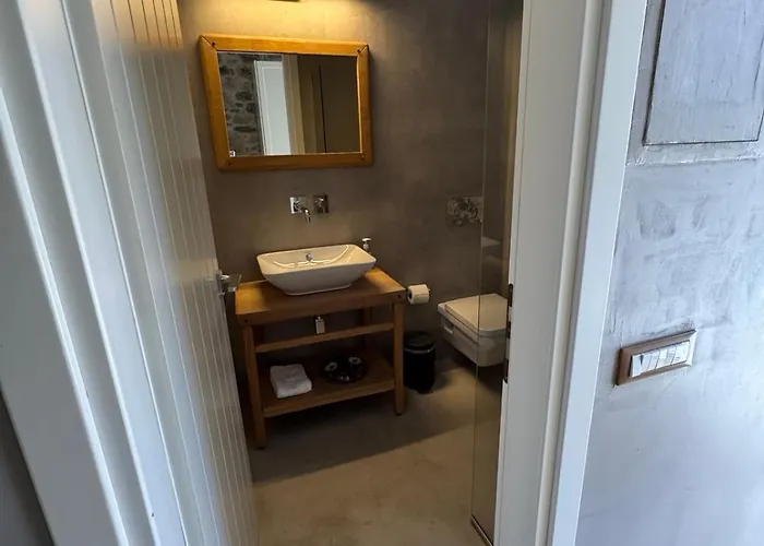 Mani Stone Apartment *