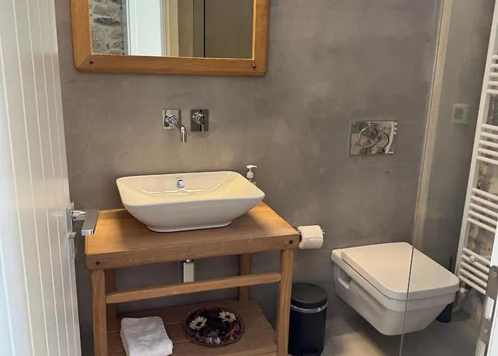 Mani Stone Apartment *